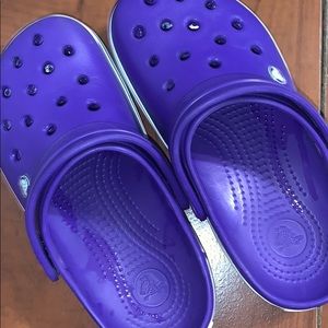 CROCS